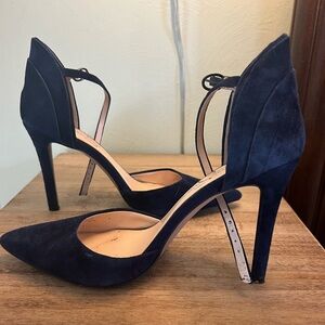 Jessica Simpson Navy Blue Velvet Heel